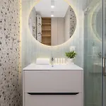 Stylish In A Modern Development 800 M From Spodek By Renters Apartment *