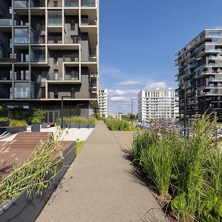 Stylish In A Modern Development 800 M From Spodek By Renters 公寓